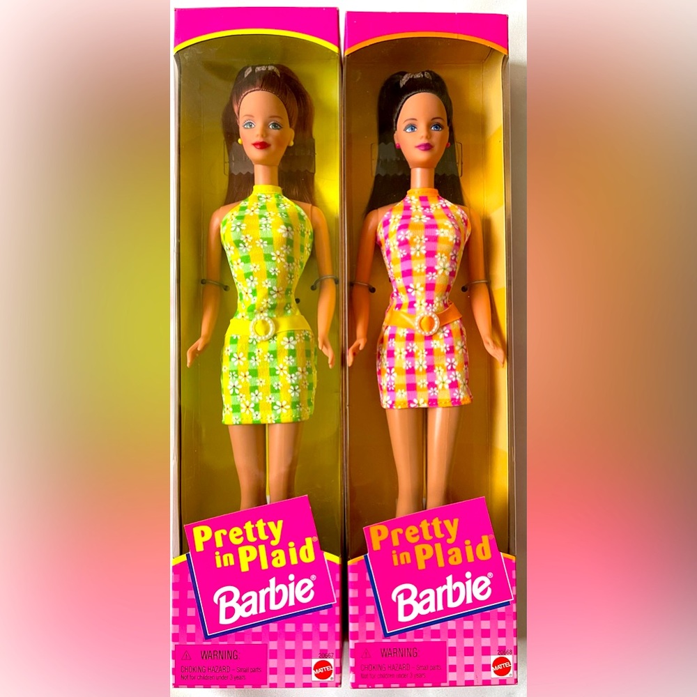 Barbie Pretty in Plaid Doll Set